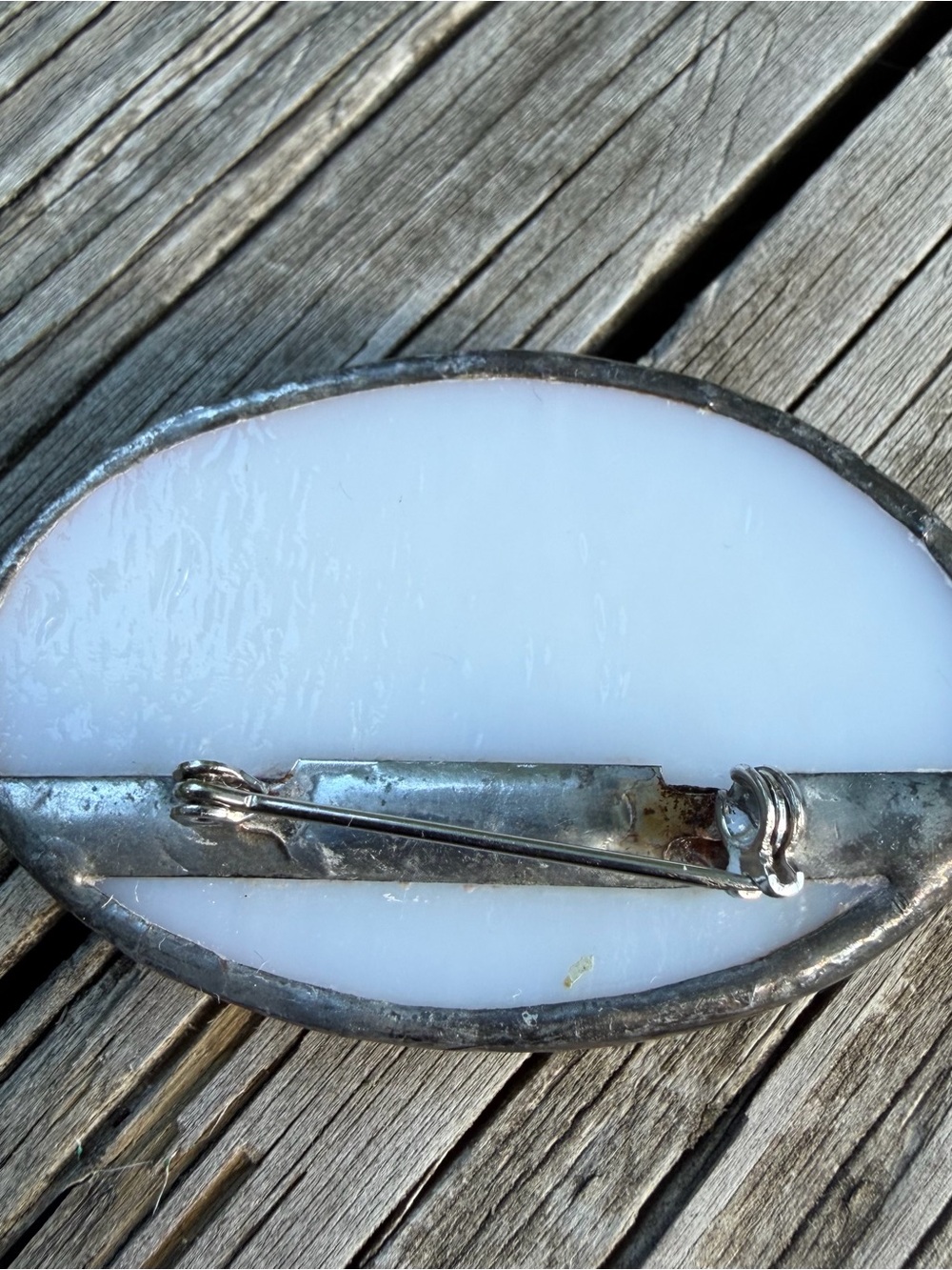 Soldered Metal Oval Dried Flowers Under Glass Over Milk Glass Brooch/Pin 2” - Picture 15 of 16